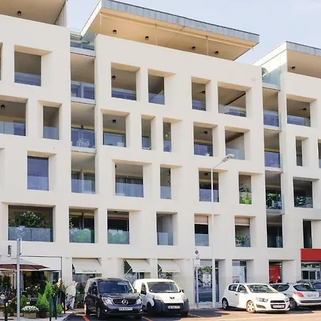 Three-bedroom In Ajaccio *