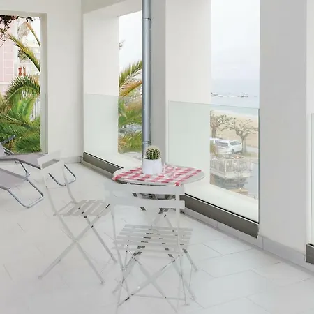 Apartment Three-bedroom In Ajaccio